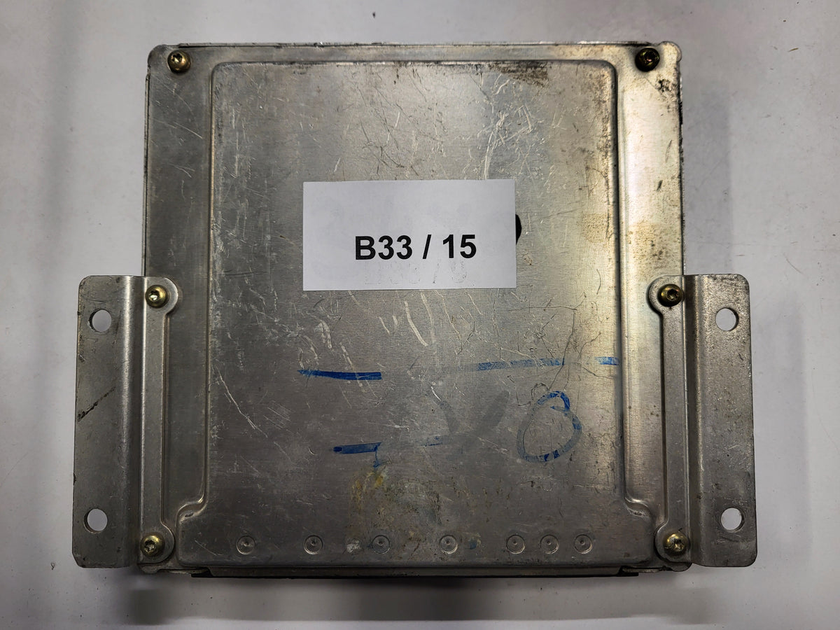 FIAT MAREA ECU / 0281001935 / 46546244 / C415A185 / BOSCH - B33-15 - 3