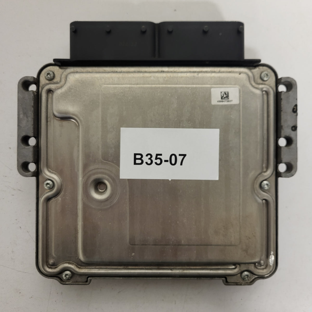 KIA VENGA ECU / 0281032130 / 39150-2A200 / EDC17C57 / BOSCH - B35-07 - 3