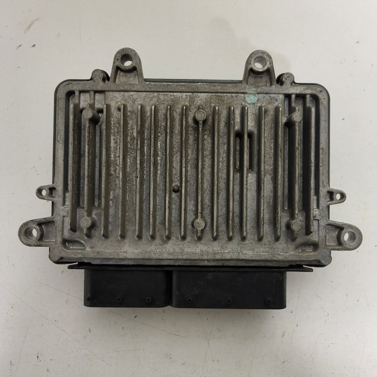 MERCEDES BENZ W169 ECU / 0281012159 / A6401501879 / CRA.31 / OM640 / BOSCH - B35-10 - 3