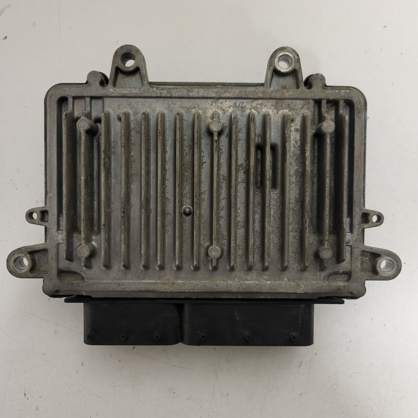 MERCEDES BENZ W169 ECU / 0281013559 / A6401501291 / CRA.43 / OM640 / BOSCH