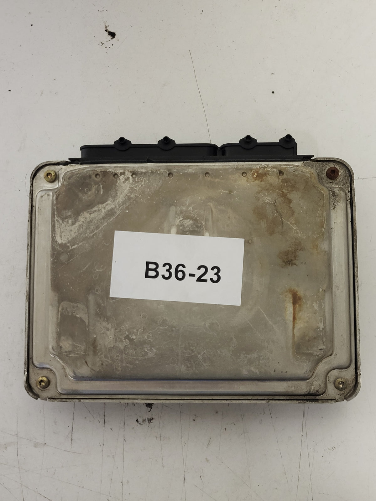 SEAT IBIZA ECU / 6K0906032AC / 0261207228 / BOSCH - B36-23 - 3