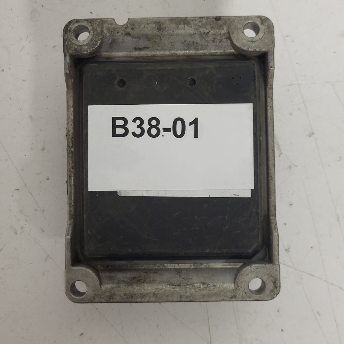 OPEL AGILA ECU / 0261208670 / 55354230 / BOSCH - B38-01 - 3