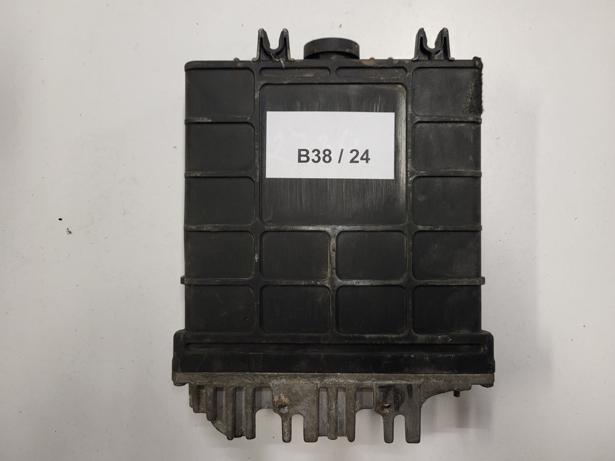 VW ECU / 0281001411/412 / 028906021DD / BOSCH - B38-24 - 3