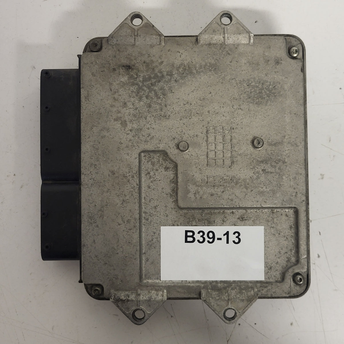 SUZUKI SWIFT ECU / 55563975 / MJD 602.Y5 / 33920-72KQ1 / I032 / HM - B39-13 - 3