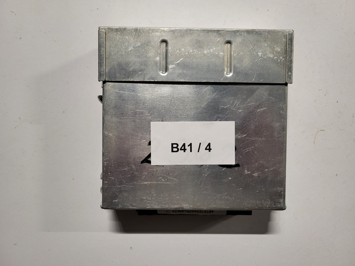 Opel Corsa B ECU / 16242319 / D97005 / DELCO - B41-04 - 3
