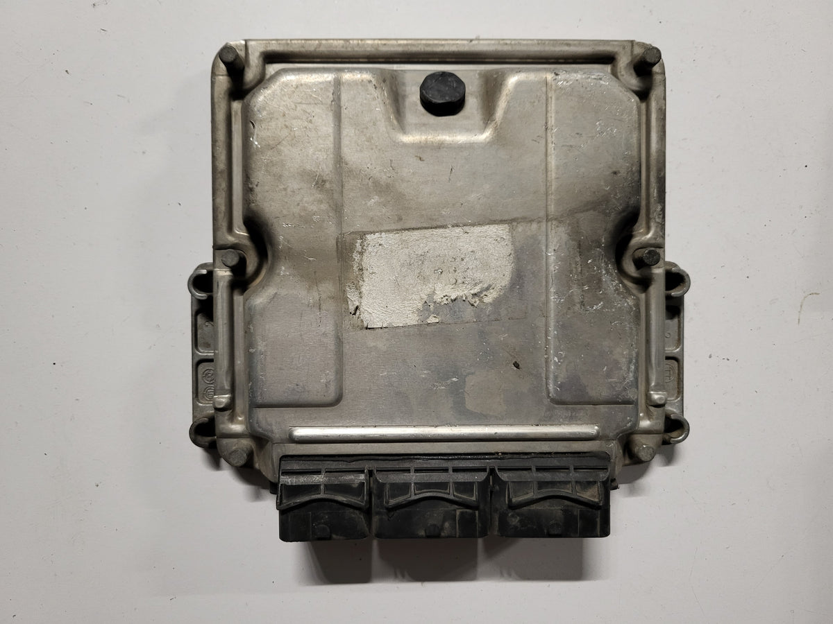 RENAULT ECU / 0281010819 / 8200039569 / 8200166362 / BOSCH - B41-13 - 3