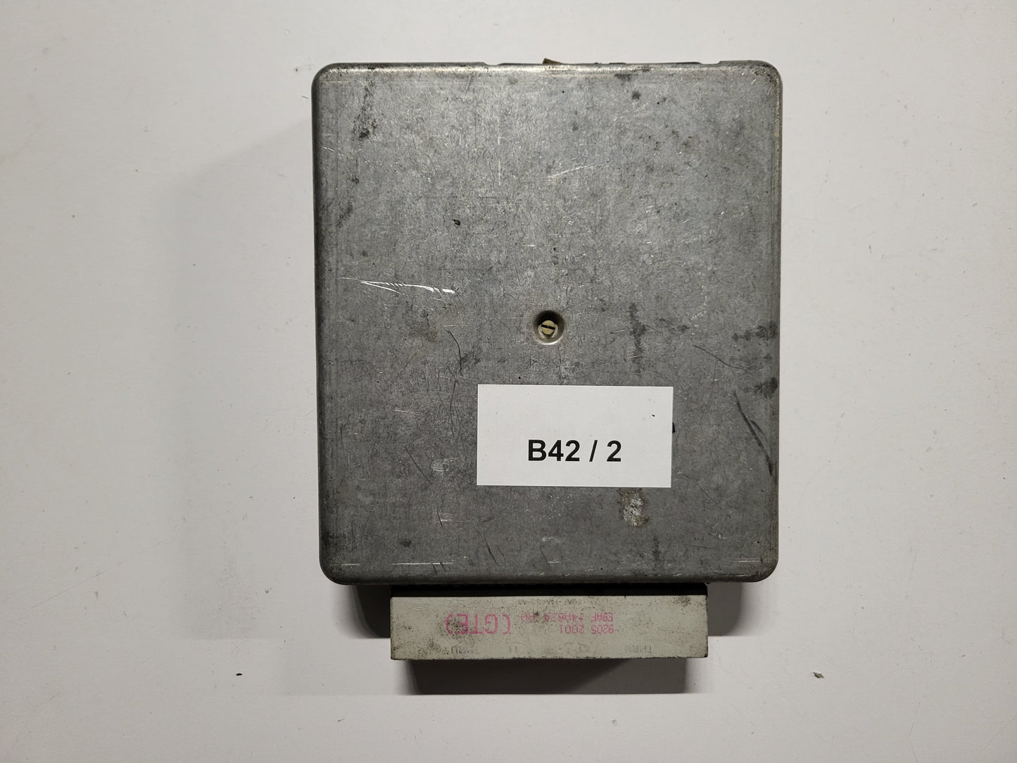 Ford Escort ECU / 92FB-12A650-CD / 2FCD / SMO-270 / EEC-IV