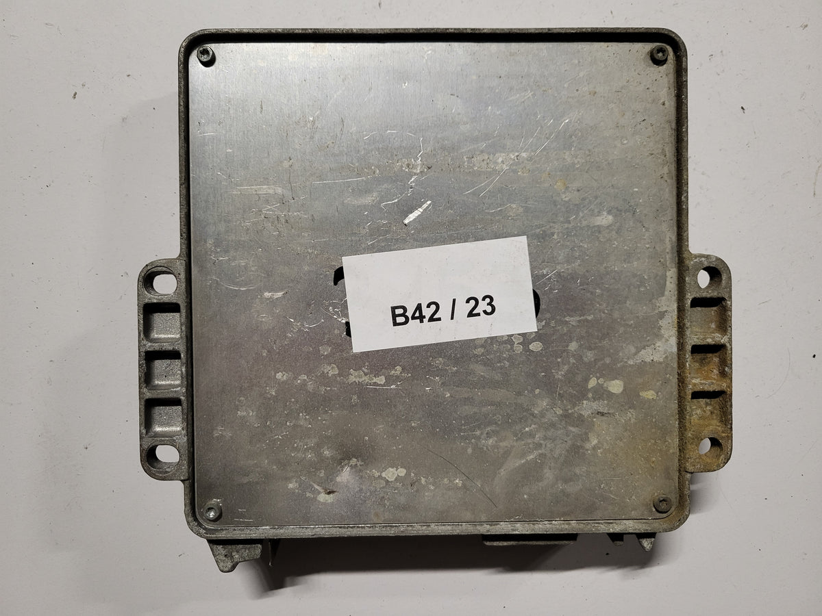 Renault Twingo ECU / 7700104484 / 7700867277 / 21625023-6 / SAGEM - B42-23 - 3