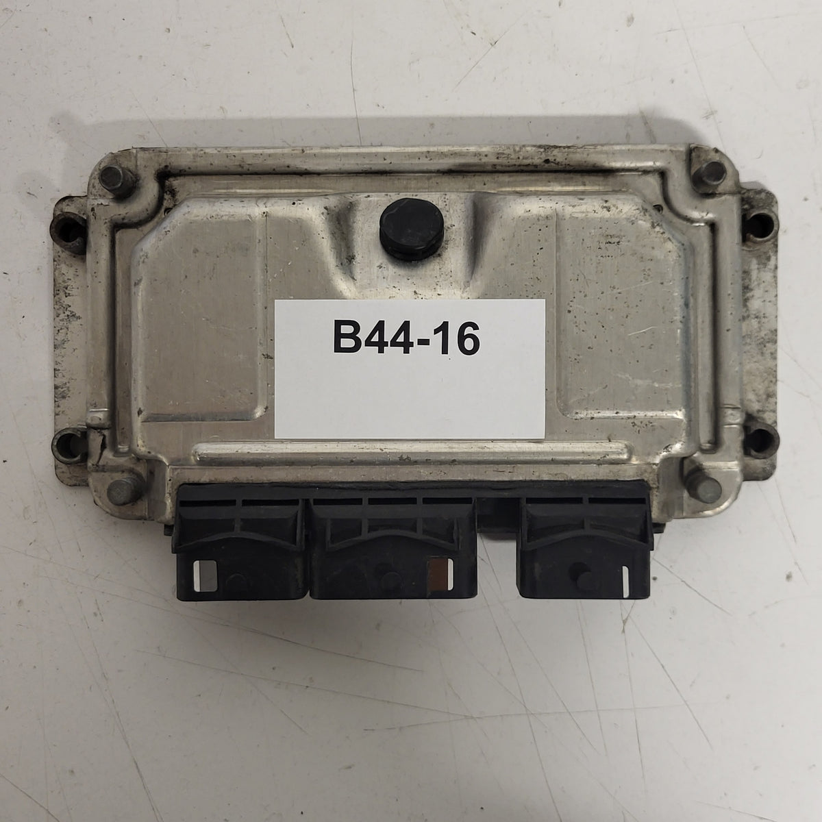 Citroen Xsara ECU / 0261207318 / 9653492580 / 9643897580 / BOSCH - B44-16 - 3