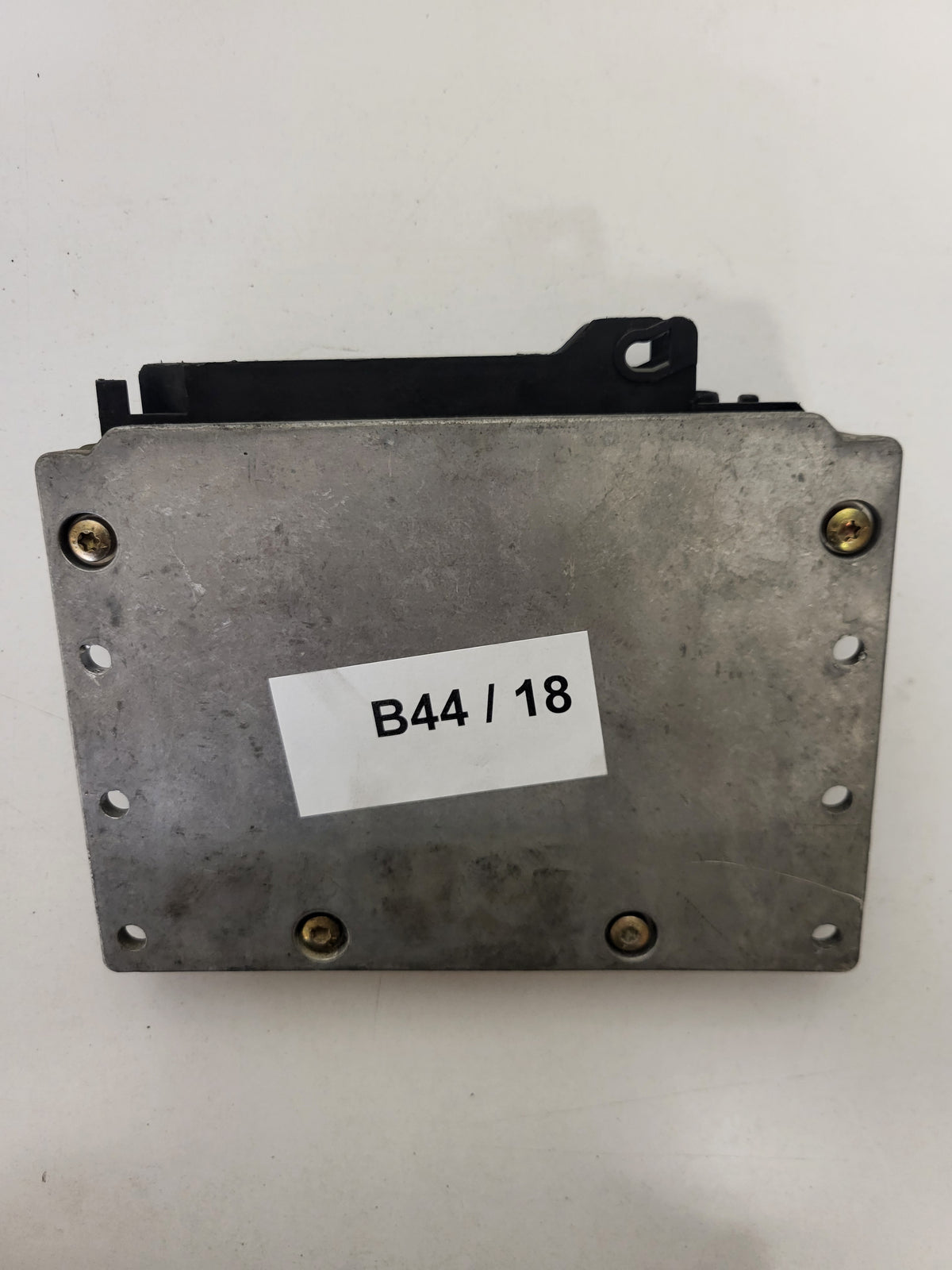 Peugeot 406 ECU / 0281001262 / 9624519580 / XUDBC02 / BOSCH - B44-18 - 3