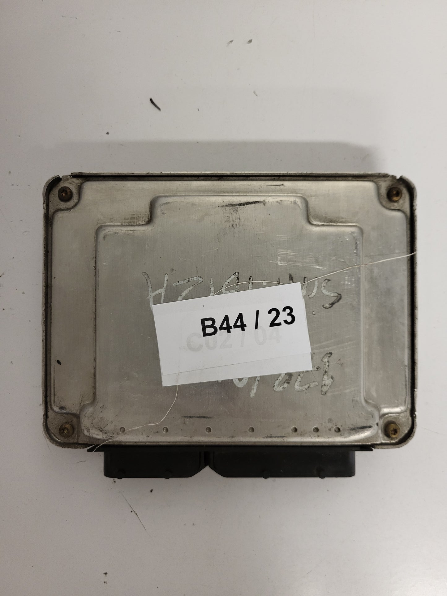 VW SEAT ECU / 038906019HQ / 0281010957 / EDC15P+ / BOSCH