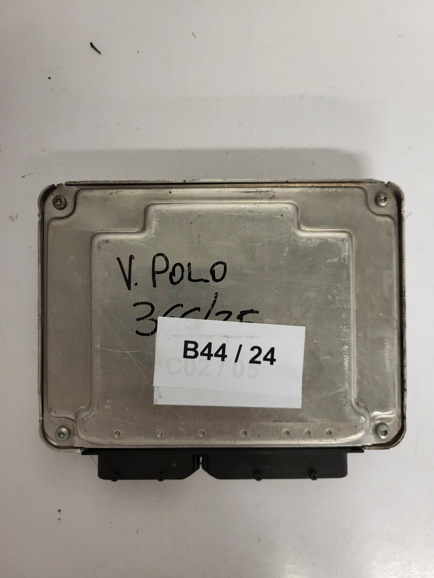 VW POLO ECU / 045906019CA / 0281012195 / EDC15P+ / BOSCH