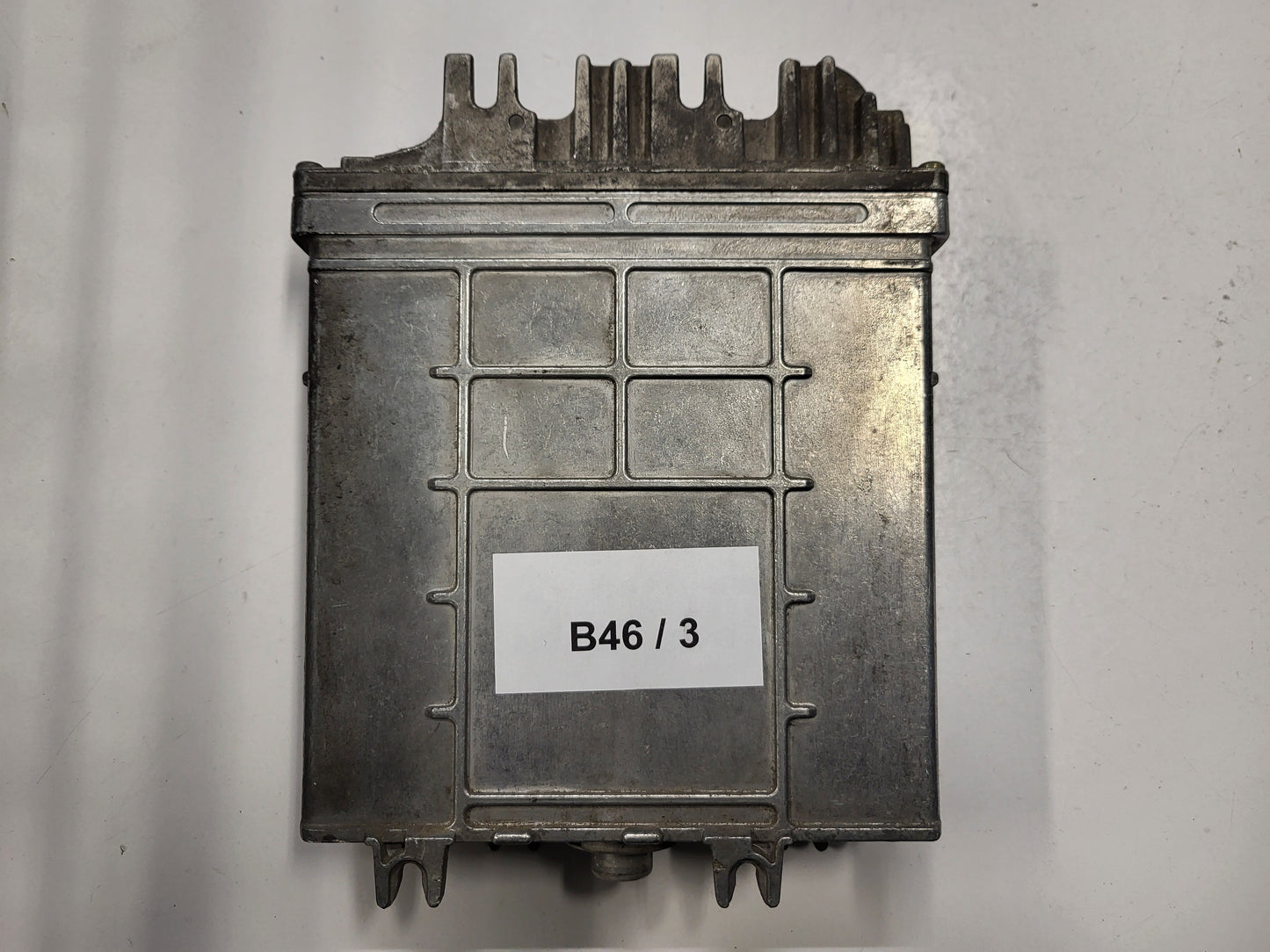 Renault ECU / 0281001969 / 7700113863 / HOM 7700111552 / BOSCH