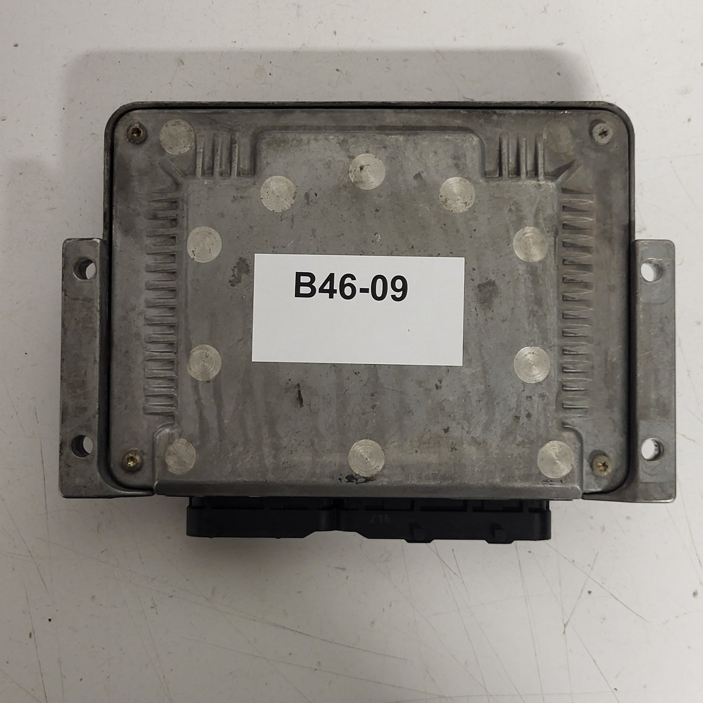 Fiat STILO ECU / 0281010337 / 73502673 / 19242RCA / BOSCH