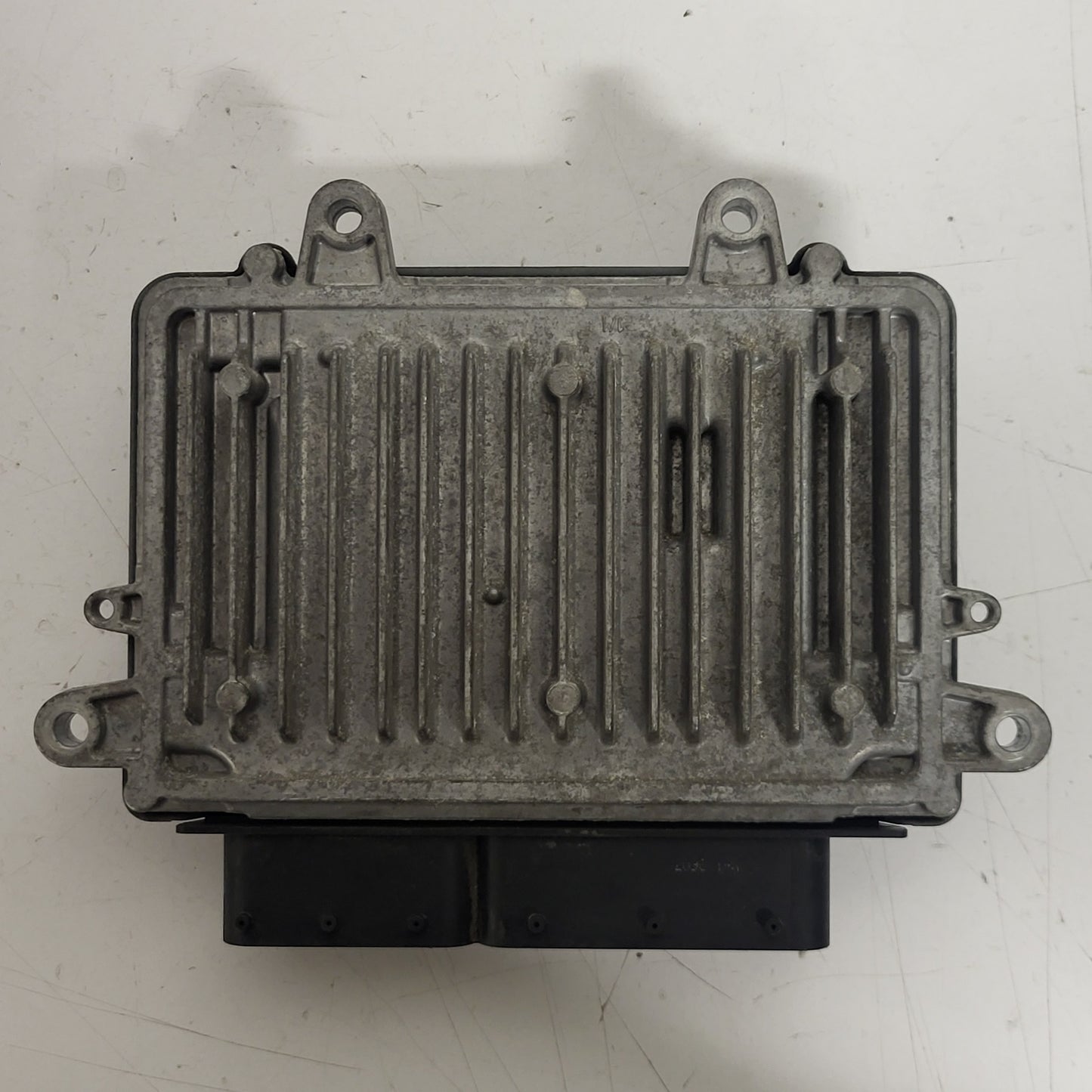 MERCEDES W169 W245 ECU / 0281013555 / A640150891 / CRA.43 / OM640 / BOSCH