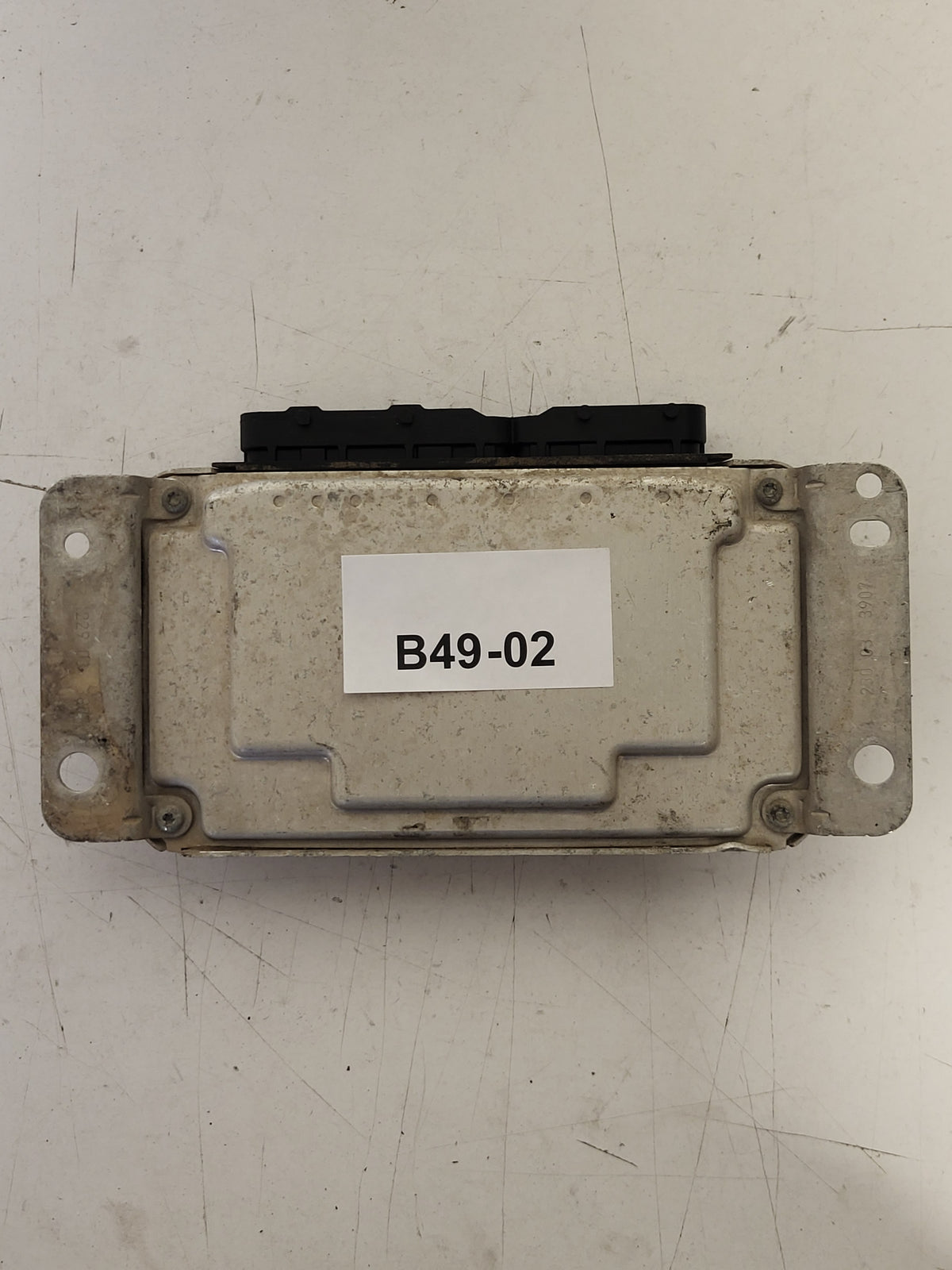 TOYOTA AYGO C1 107 ECU / 0261208702 / 89661-0H023 / BOSCH - B49-02 - 3