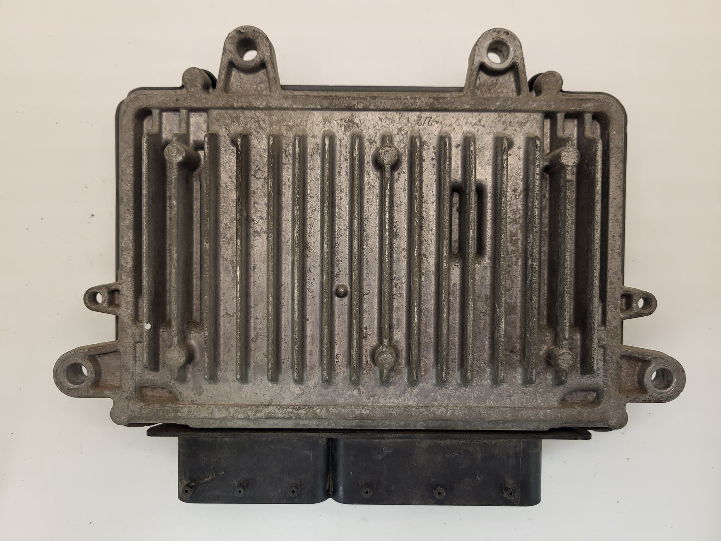 Mercedes a W169 ECU / 0281012957 / A6401506879 / CRA.42 / BOSCH - B49-09 - 3