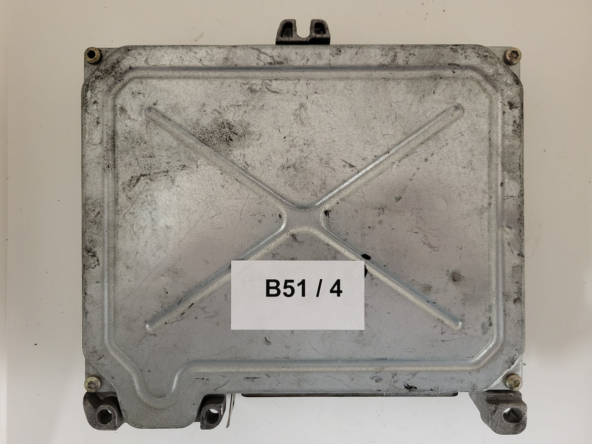 Renault Clio ECU / S101729103P / HOM 7700851758 / 7700864476 / S101729103 - B51-04 - 3