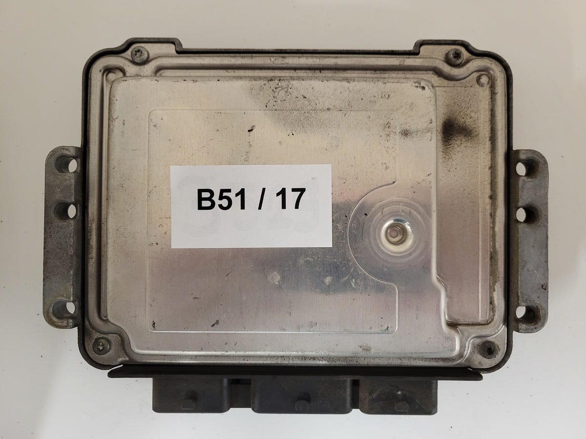 Renault ECU / 0281011549 / 8200310863 / 8200370779 / BOSCH - B51-17 - 3