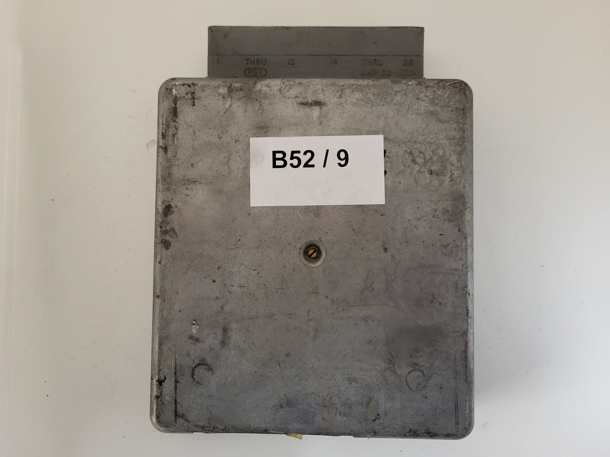 Ford ECU / 97FB-12A650-ACA / LAST / 97FB12A650ACA / EEC-V / LPE-107 - B52-09 - 3