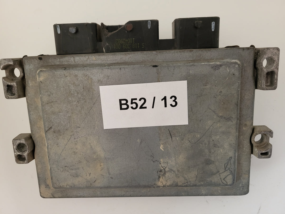 FORD FIESTA ECU / AV21-12A650-BD / S180047018D / 2RXD / J38AC / SIEMENS - B52-13 - 3