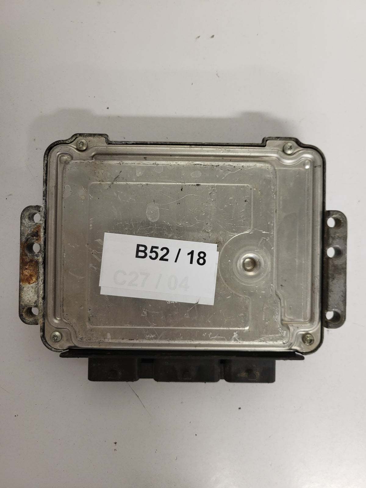 RENAULT ESPACE ECU / 0281011724 / 8200311550 / 8200384493 / BOSCH - B52-18 - 3