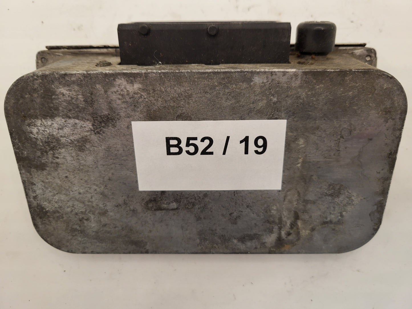 Renault Laguna ECU / 8200512207 / 8200256858