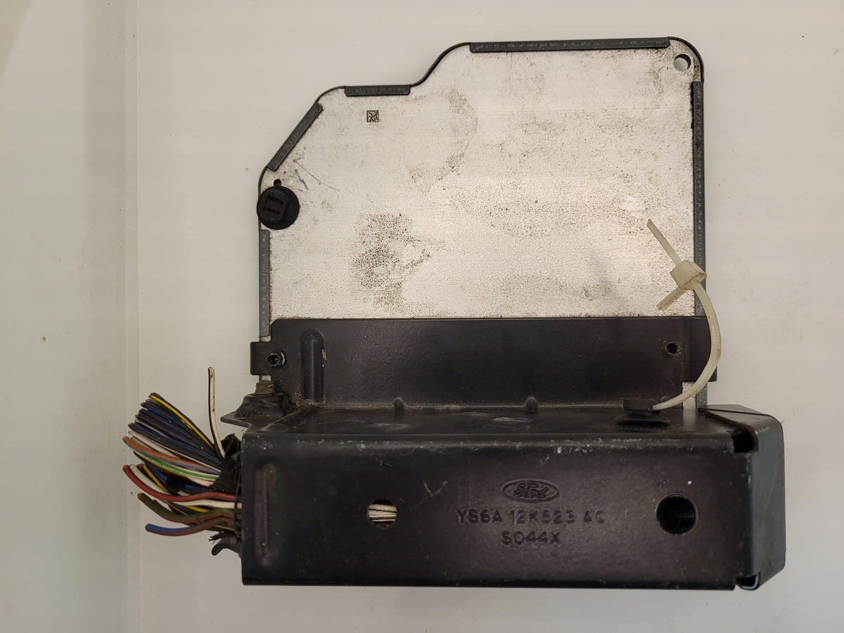 FORD FIESTA ECU / 1S6A-12A650-AF / S110678003F / SIM 20 / SIM20 / J38AC - B53-03 - 3