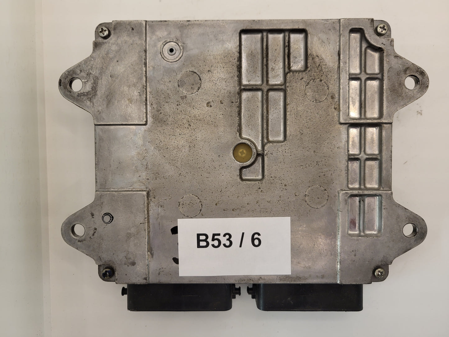 SMART FORFOUR ECU / A1341501079 / 1860A441 / E6T42483 / MITSUBISHI