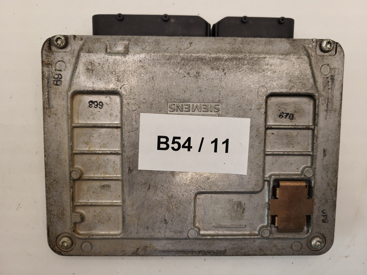 VW POLO ECU / 03E906033L / 5WP40194 07 / BOSCH - B54-11 - 3