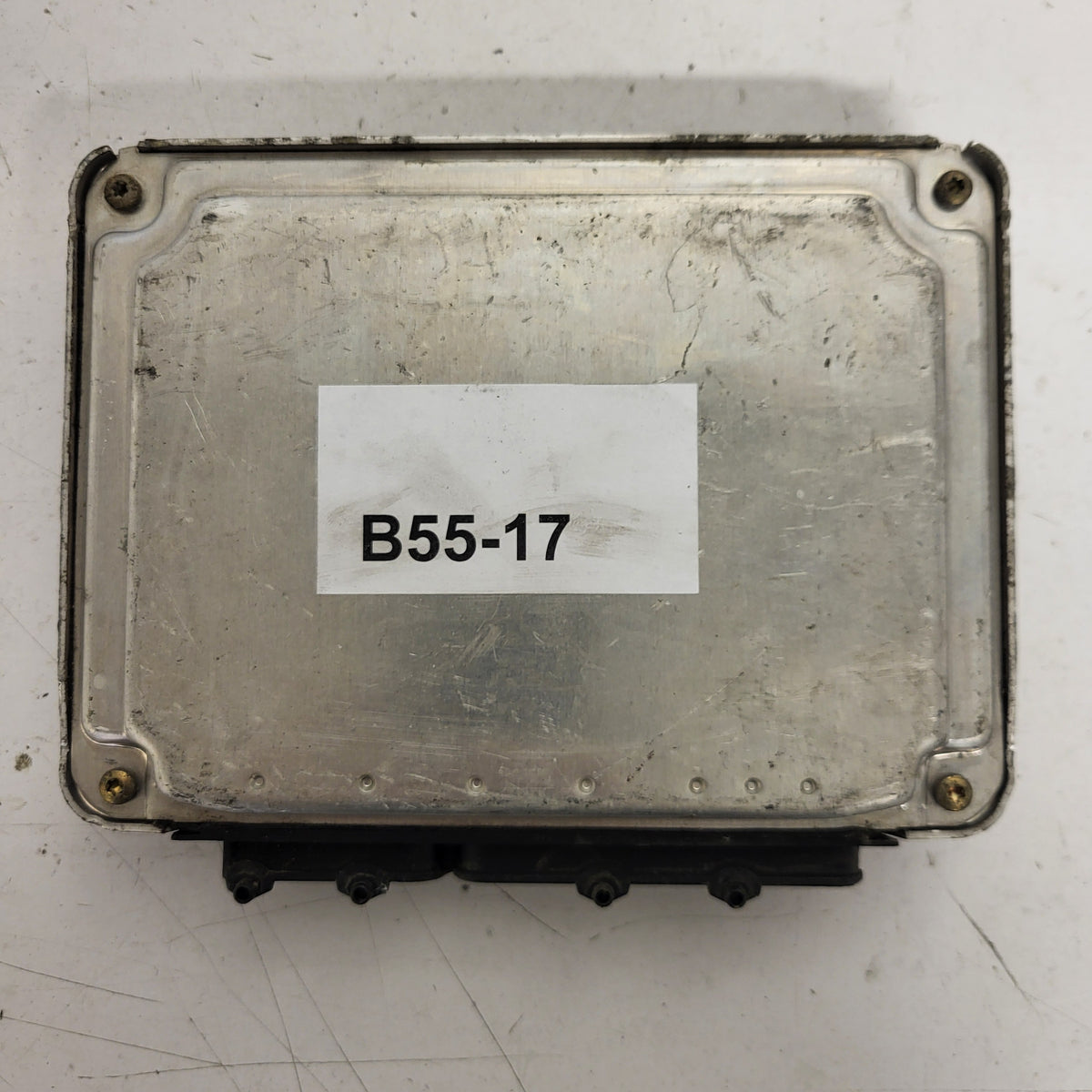 VW POLO 6N ECU / 030906032G / 0261204912 / BOSCH - B55-17 - 3