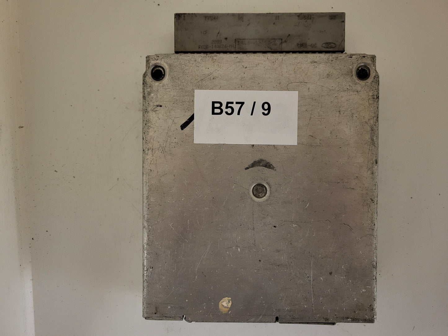 FORD SIERRA SCORPIO ECU / 88BB-12A650-AB / 8BAB / EFI-SD130 / EEC-IV