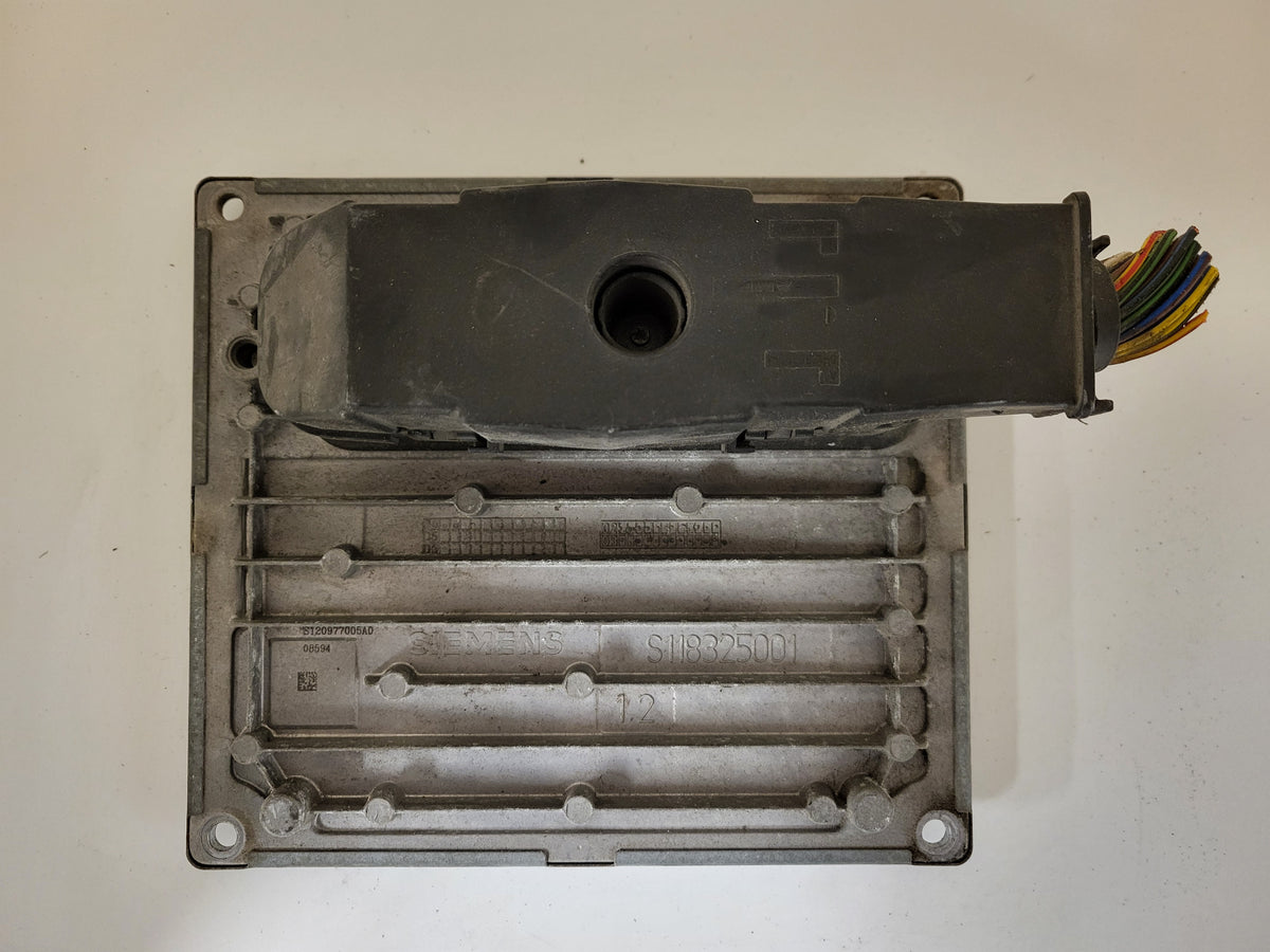 FORD FIESTA ECU / S120977005A / 4S61-12A650-CB / SIM210 / 3BMB / J38AC - B58-11 - 3