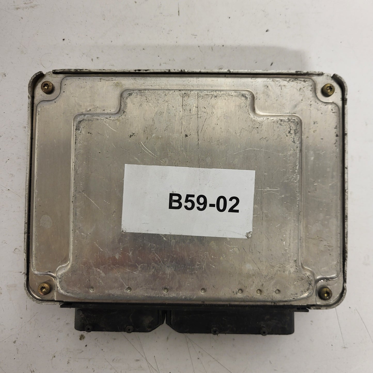 VW GOLF ECU / 038906019HJ / 0281010977 / EDC15P+ / BOSCH