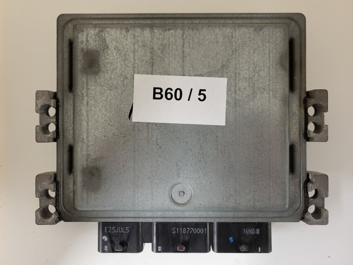 RENAULT MEGANE SCENIC ECU / S122326109A / 8200565863 / 8200592611 SID301 SIEMENS - B60-05 - 3