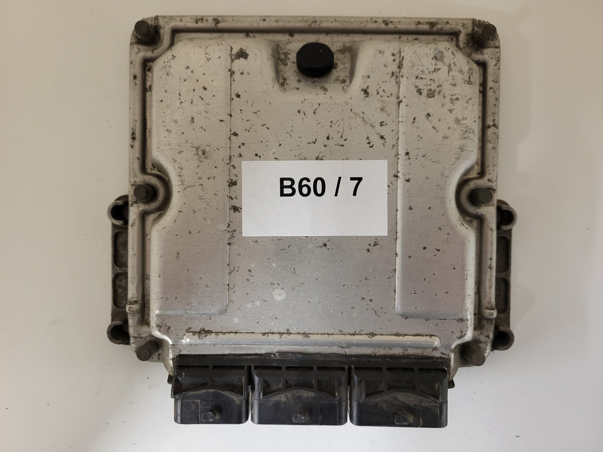 RENAULT LAGUNA ECU / 0281011101 / 8200163528 / 8200095416 / BOSCH - B60-07 - 3