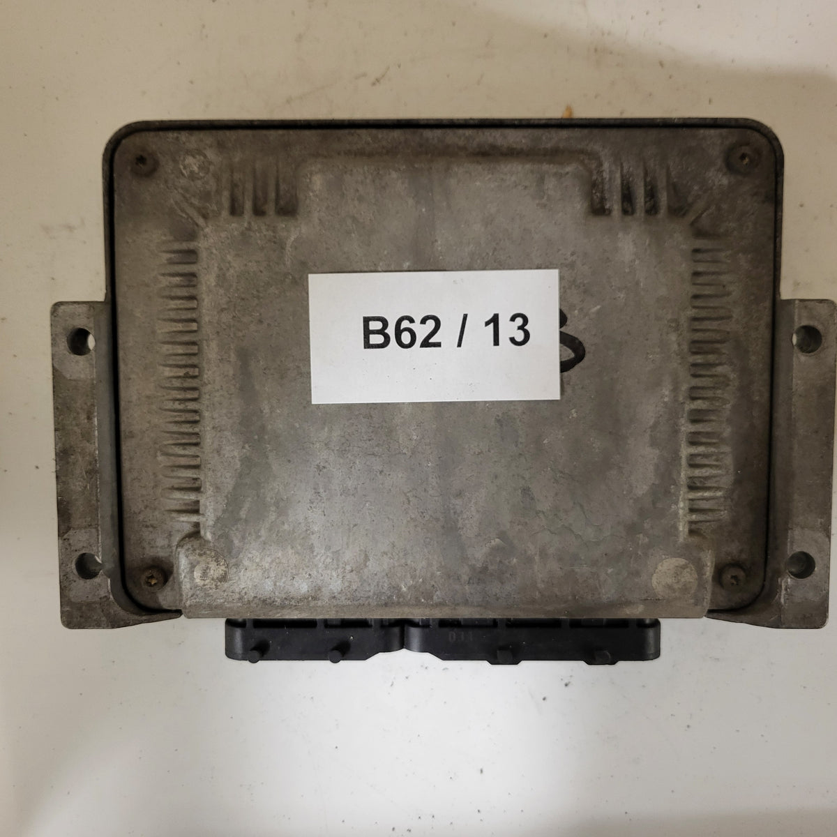 Fiat STILO ECU / 55181457 / 0281010337 / 19242YAA / BOSCH - B62-13 - 3