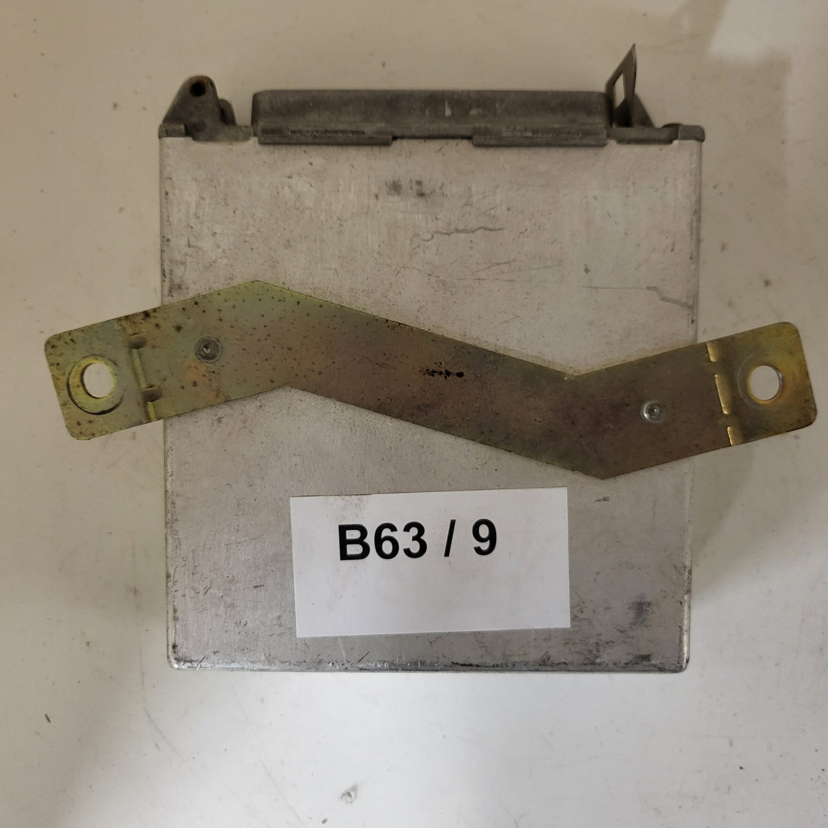 FIAT LANCIA ALFA ROMEO ECU / 32061012-3 / 84914H / ABS CONTROLLER - B63-09 - 3