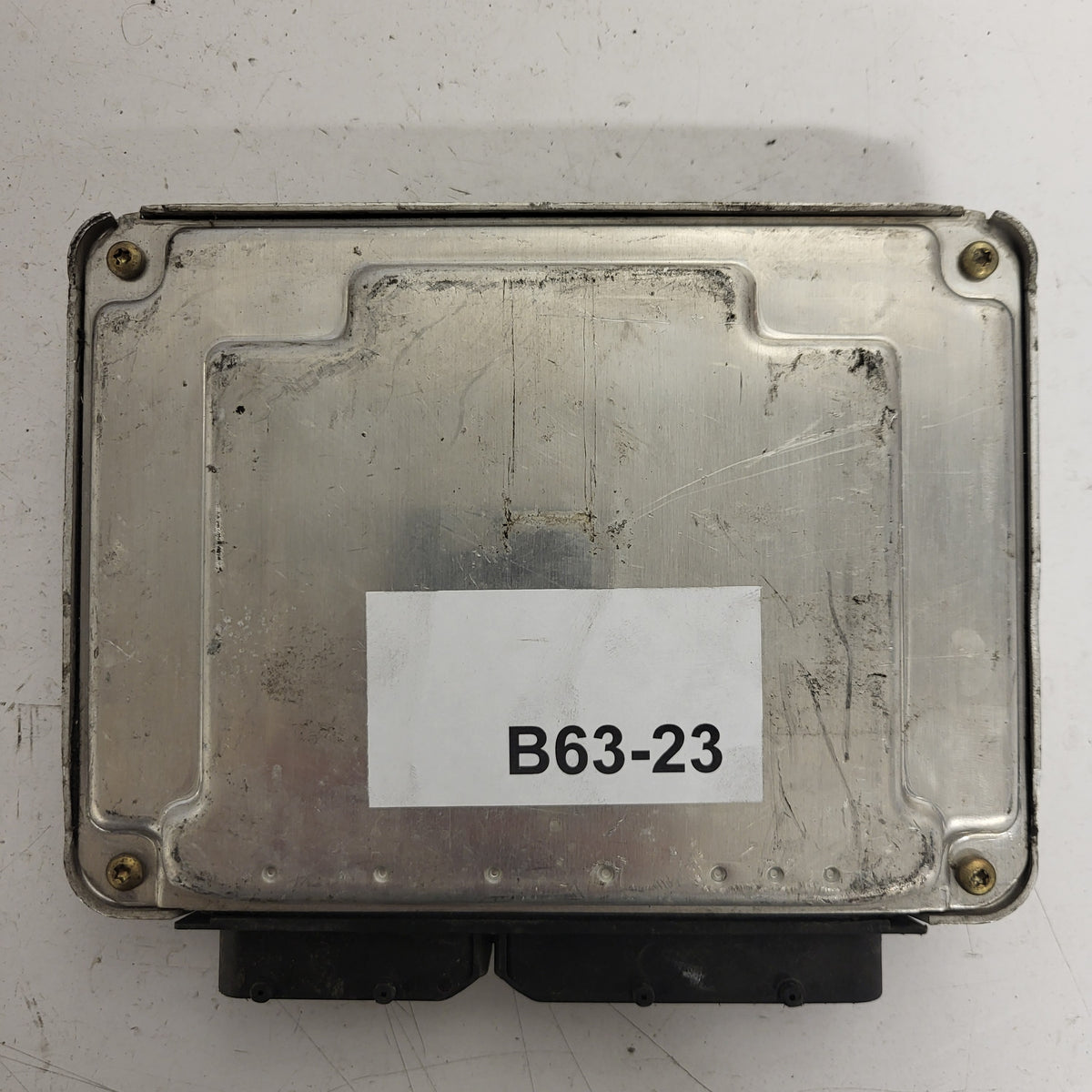 SEAT LEON ECU / 038906019FK / 0281010687 / BOSCH - B63-23 - 3
