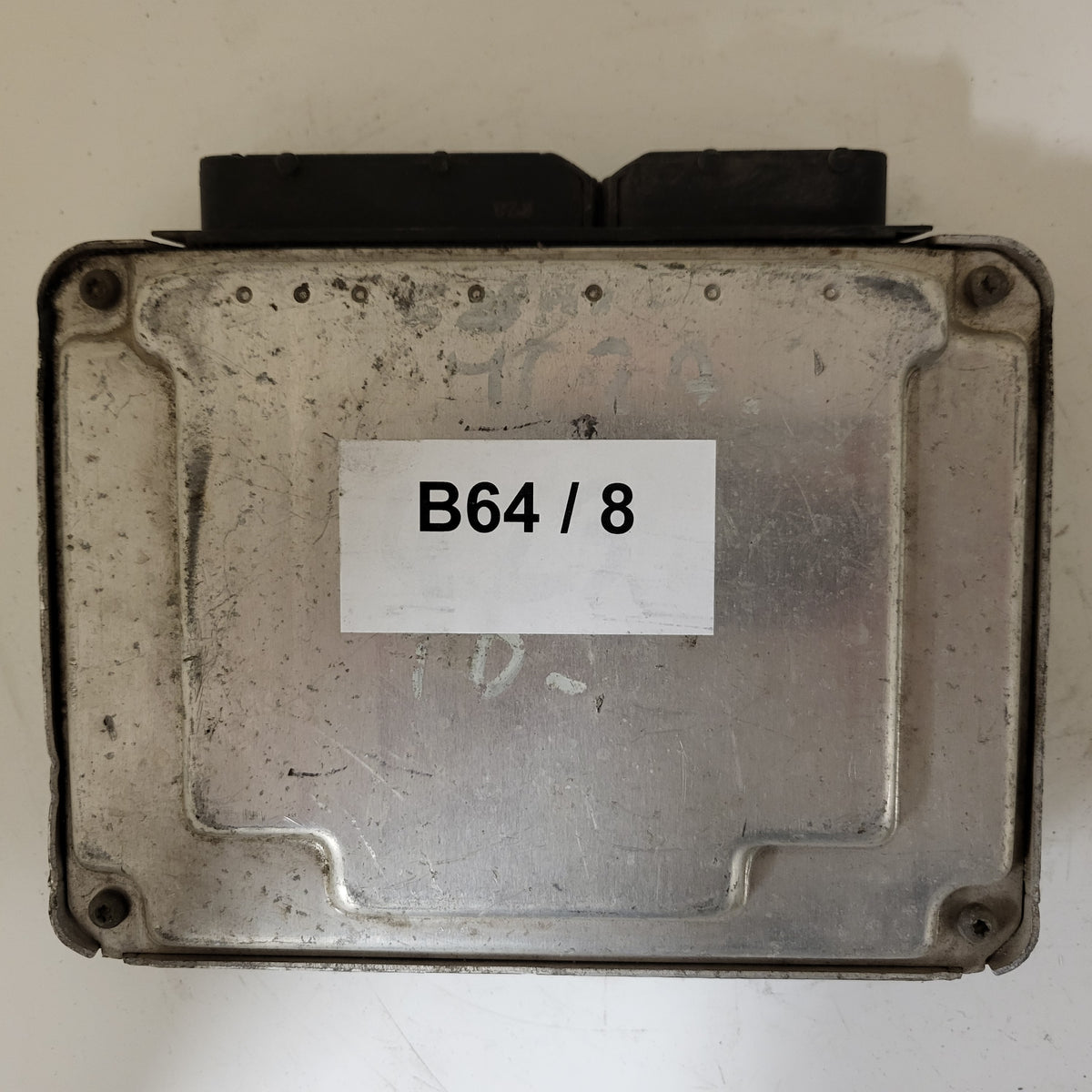 VW SHARAN ECU / 038906019ET / 0281010630 / EDC15P+ / BOSCH - B64-08 - 3