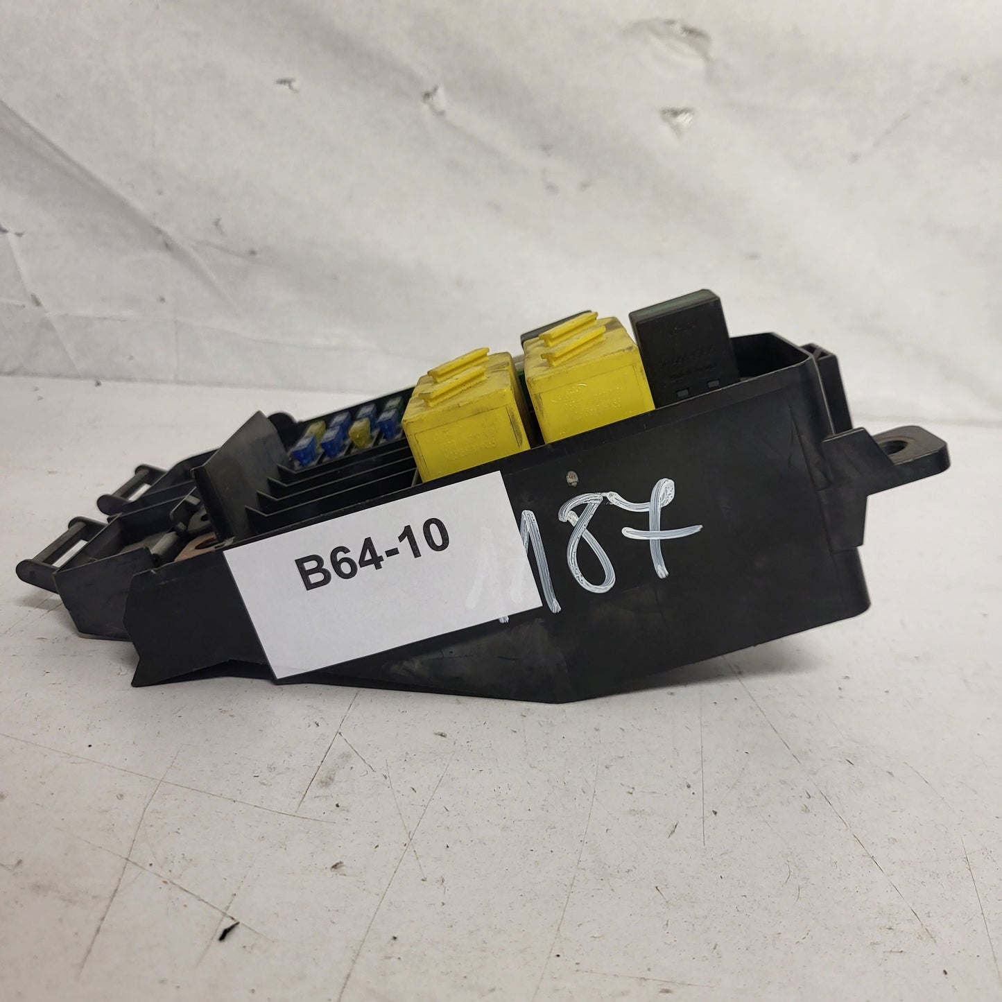 LAND ROVER FREELANDER / YQE000260 / YQE000260R / FUSE BOX SCATOLA FUSIBILI