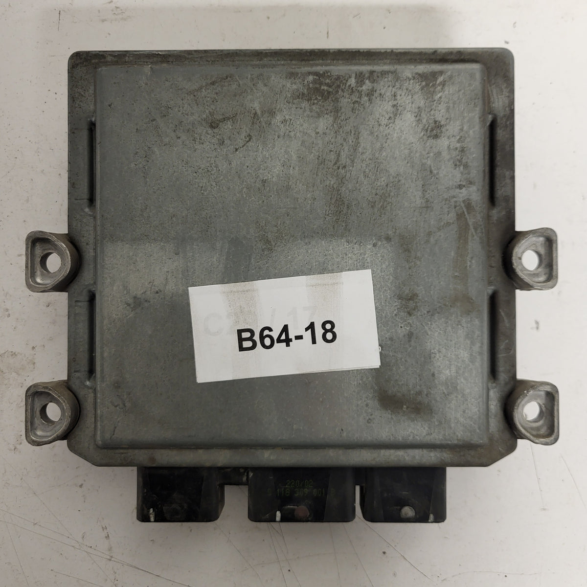 FORD FIESTA ECU / 2S6A-12A650-BK / 5WS40027J-T / SID802 / 1BSE/ J38AC / SIEMENS - B64-18 - 3