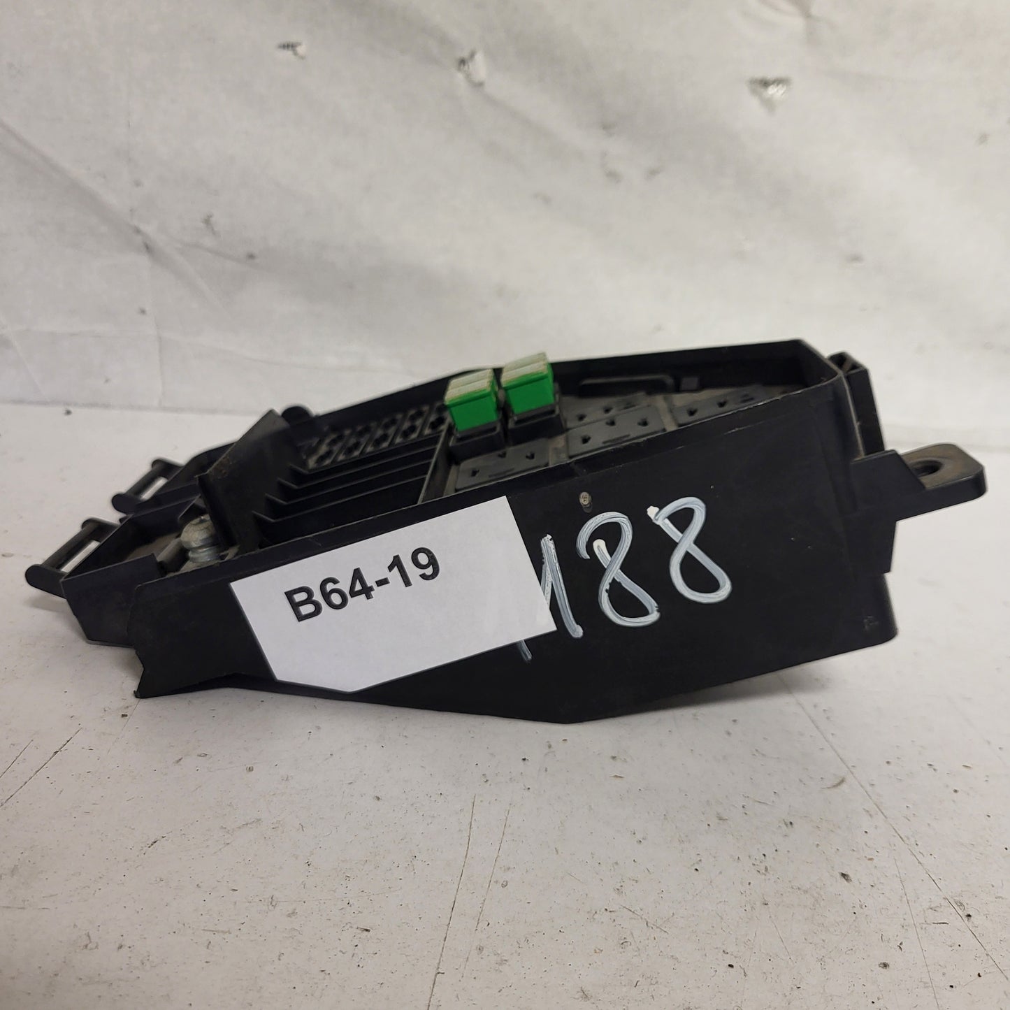 LAND ROVER FREELANDER / YQE500330 / YQE500330R / FUSE BOX SCATOLA FUSIBILI