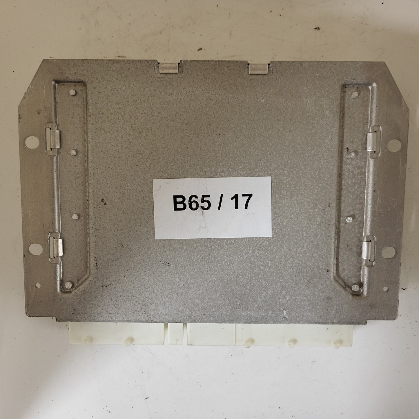 Mercedes a class ecu / 0265109449 / 0275456032 / BOSCH - B65-17 - 3