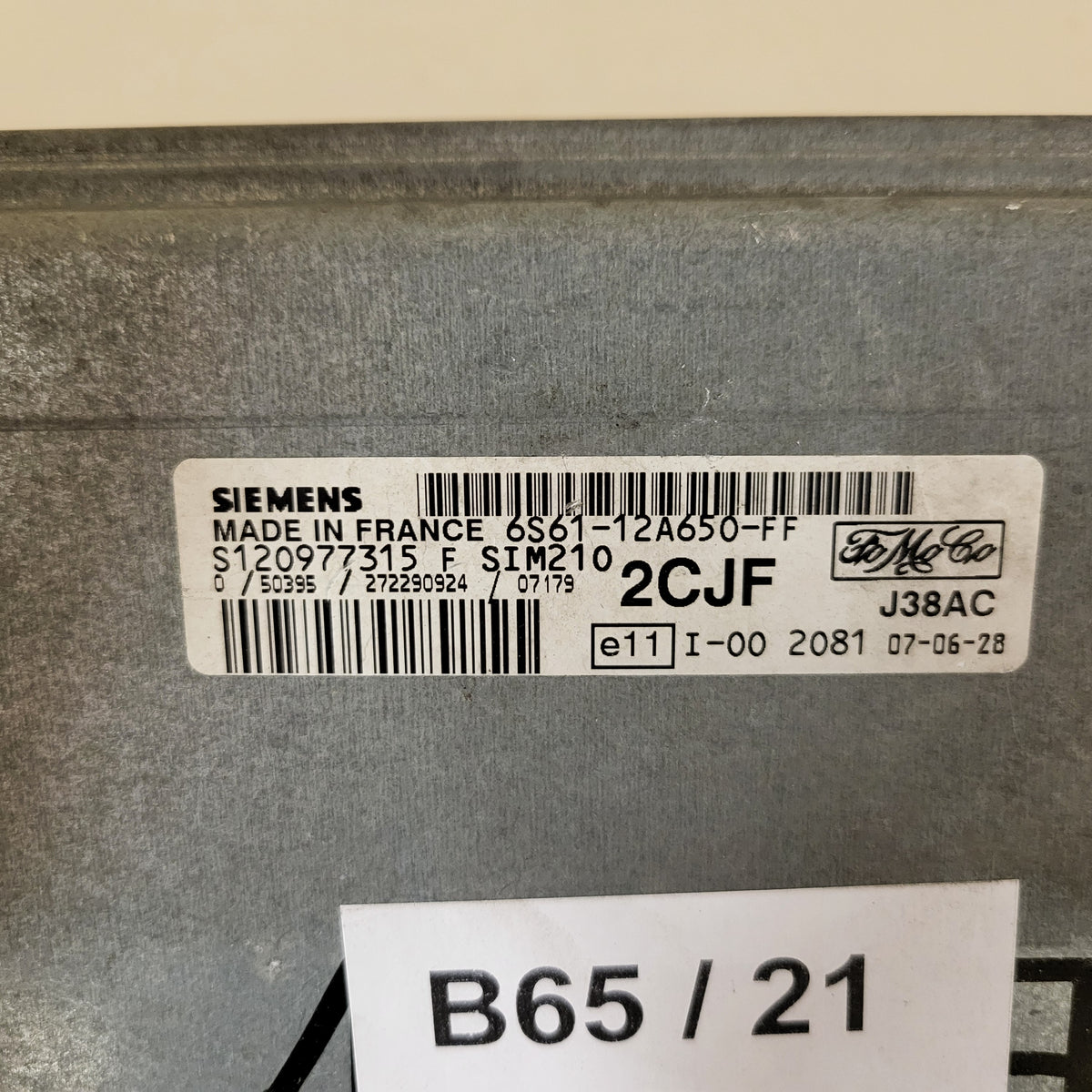 FORD FIESTA ECU / 6S61-12A650-FF / S120977315F / 2CJF / SIM210 - B65-21 - 3