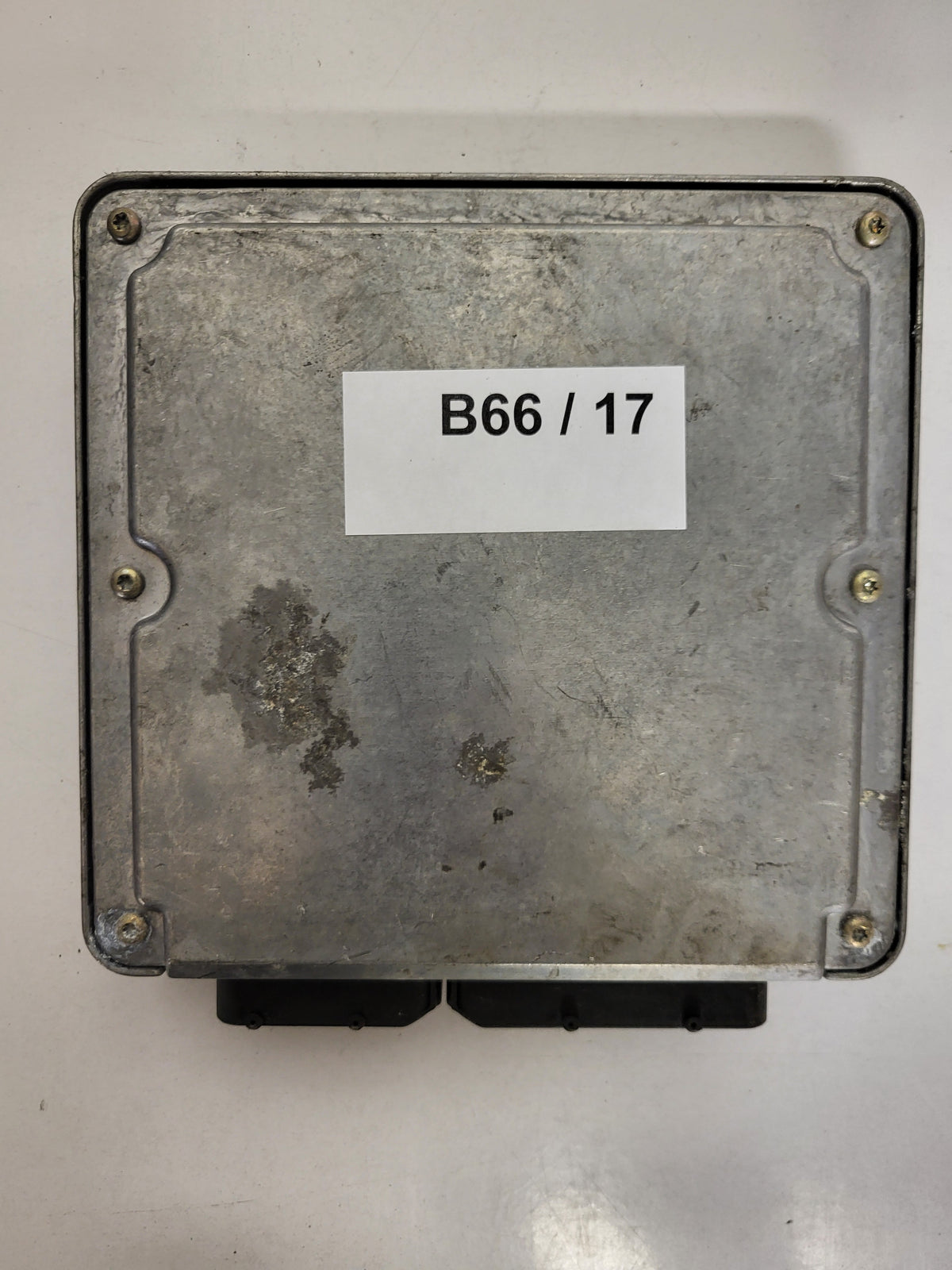 VW PASSAT ECU / 038906019A / 0281001691 / BOSCH - B66-17 - 3