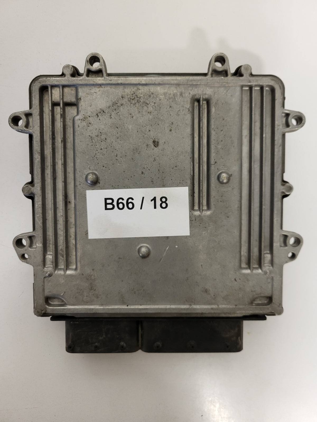 SMART ECU / A6391501079 / 0281012392 / PMN902329 / BOSCH - B66-18 - 3
