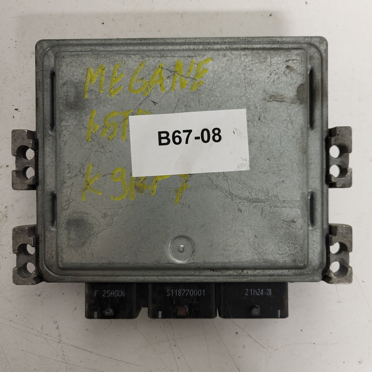 RENAULT MEGANE SCENIC ECU / S122326109A / 8200565863 / 8200592611 SID301 SIEMENS - B67-08 - 3