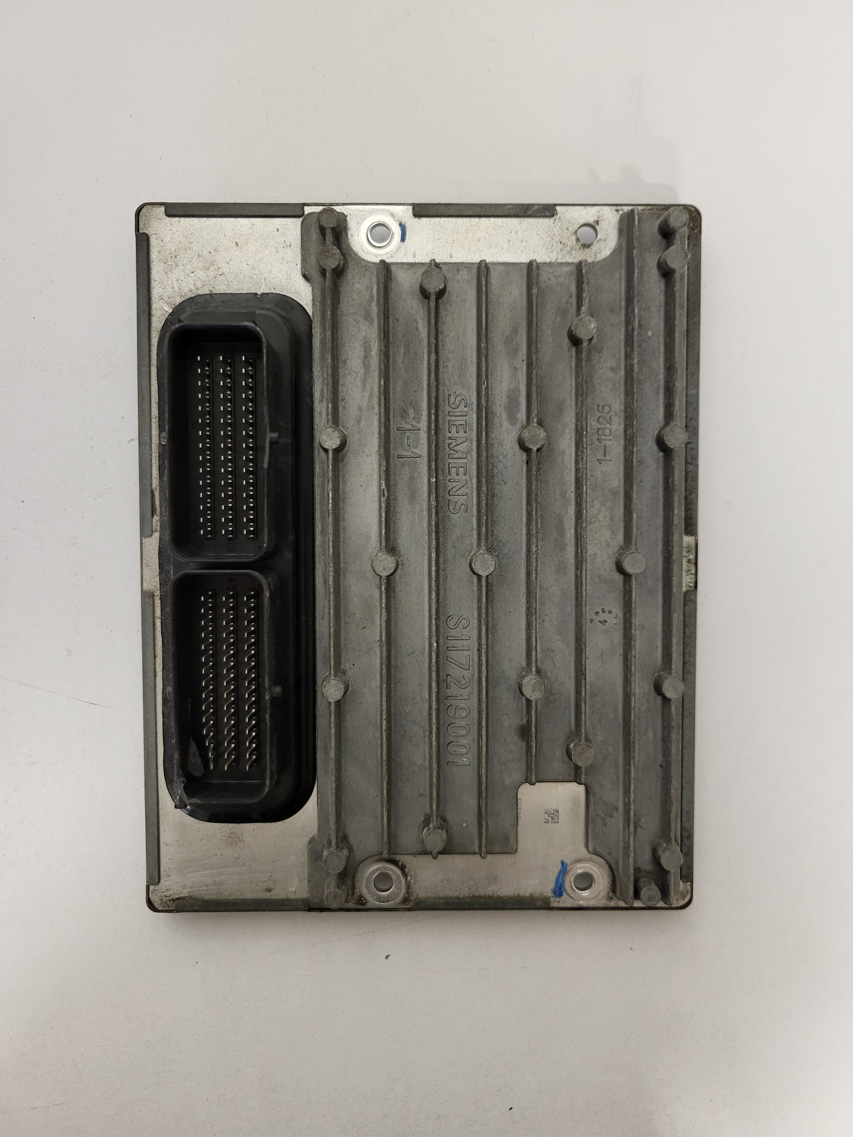 CHRYSLER PT CRYUSER ECU / S118013001D / TES046613830 / P05033174AA / SIEMENS - B68-16 - 3