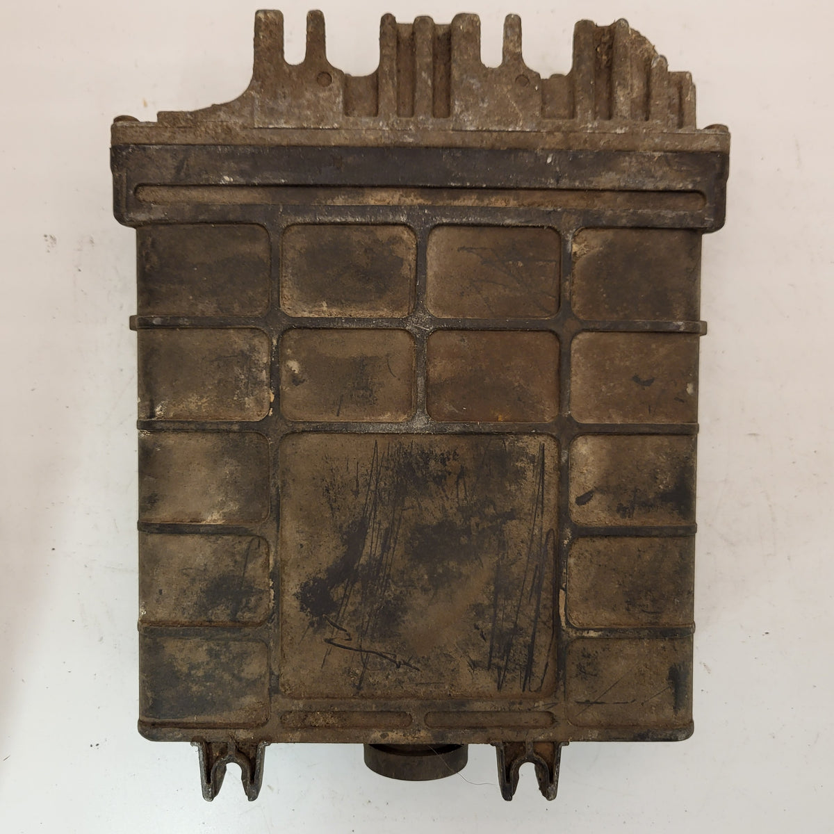 VW ECU / 0281001405/406 / 028906021CJ / BOSCH - B68-23 - 3
